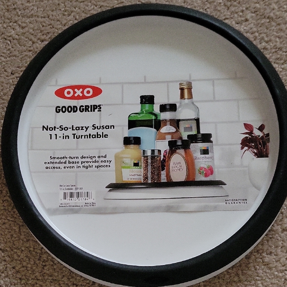 OXO Good Grips Black and White Turntable